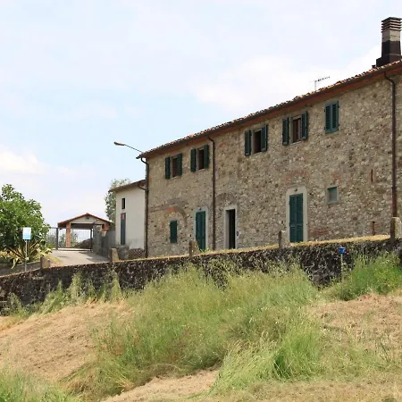 Belvilla By Oyo La Casa Dei Due Olivi Holiday home Quarrata